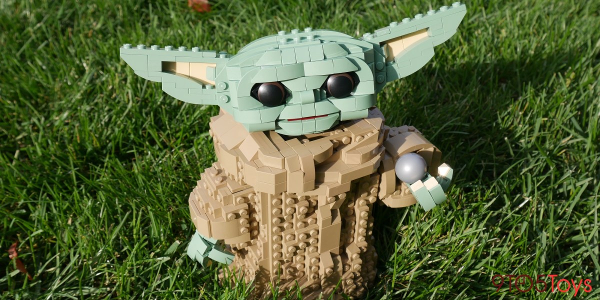 LEGO Baby Yoda review