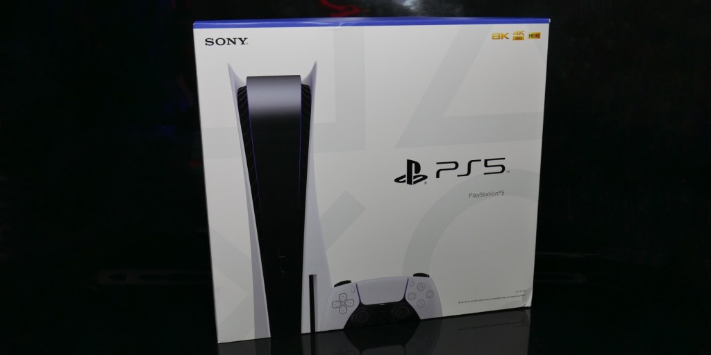 PlayStation 5 UNBOXING and FIRST IMPRESSIONS