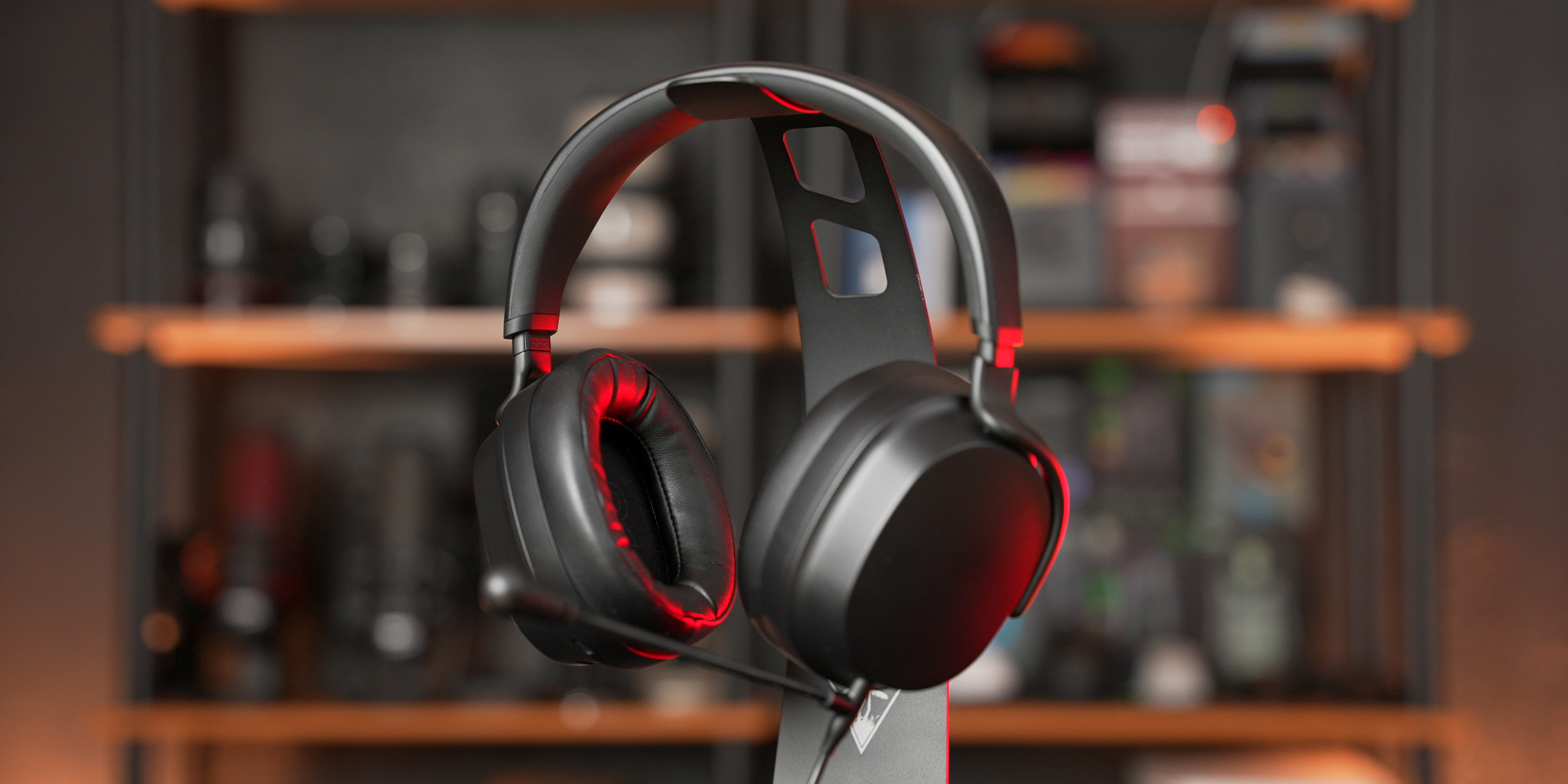 Drop Panda Boom Mic turns audiophile headphones into a gaming headset