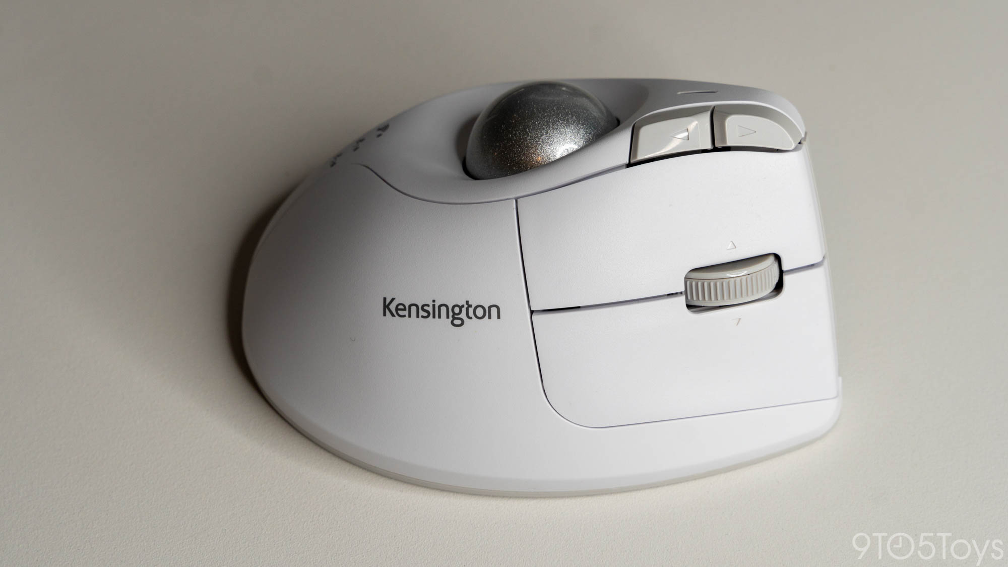 Kensington Pro Fit Ergo Vertical Mouse Review - 9to5Toys