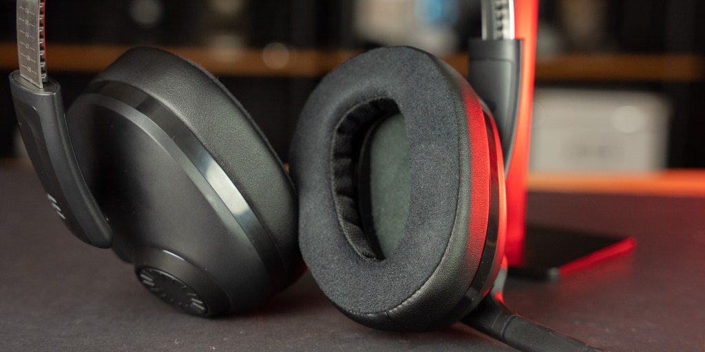 The earcups are soft and comfortable on the EPOS H3