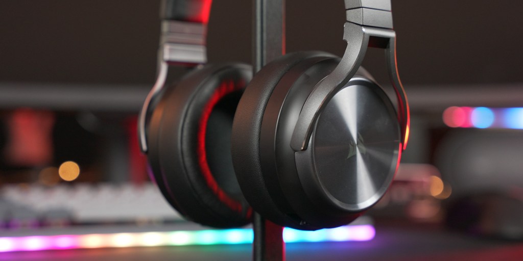 Subtle colors and design make the headset fit in at the battlestation and at the office. 