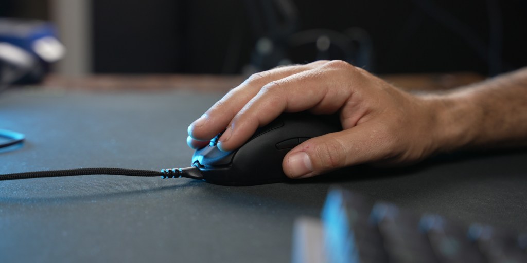 While not up to par with cables from Razer, the Prime and Prime+ feature a braided low-drag cable. 