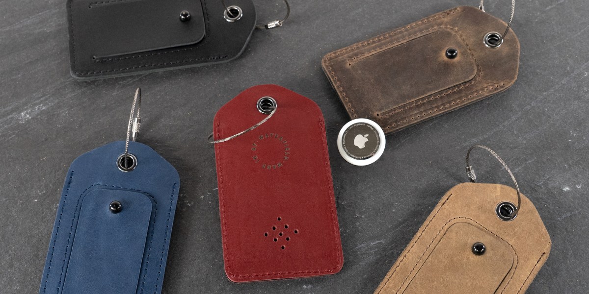 WaterField AirTag luggage tag