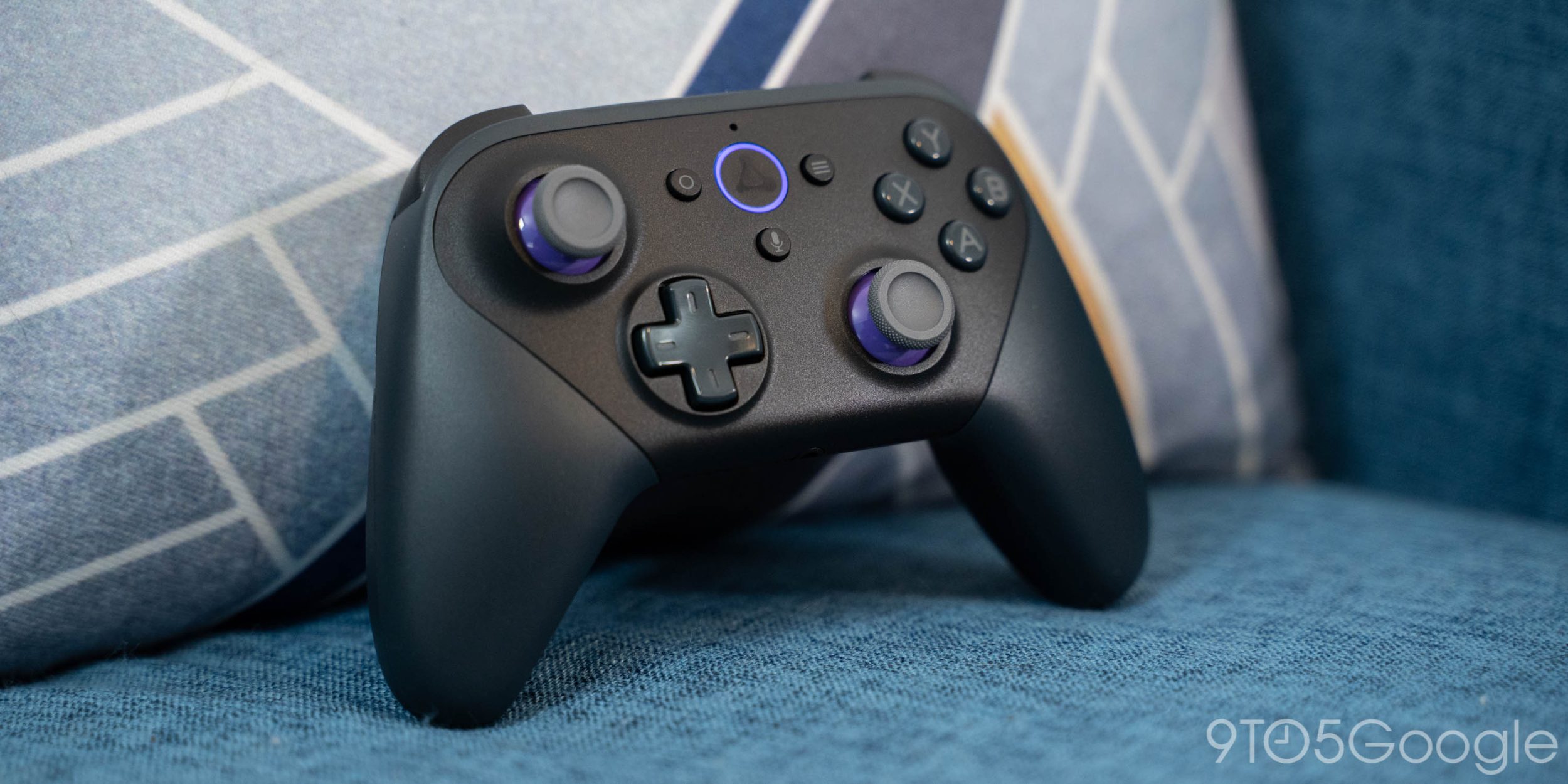 Amazon's Luna Cloud gaming controller back down to its best price yet