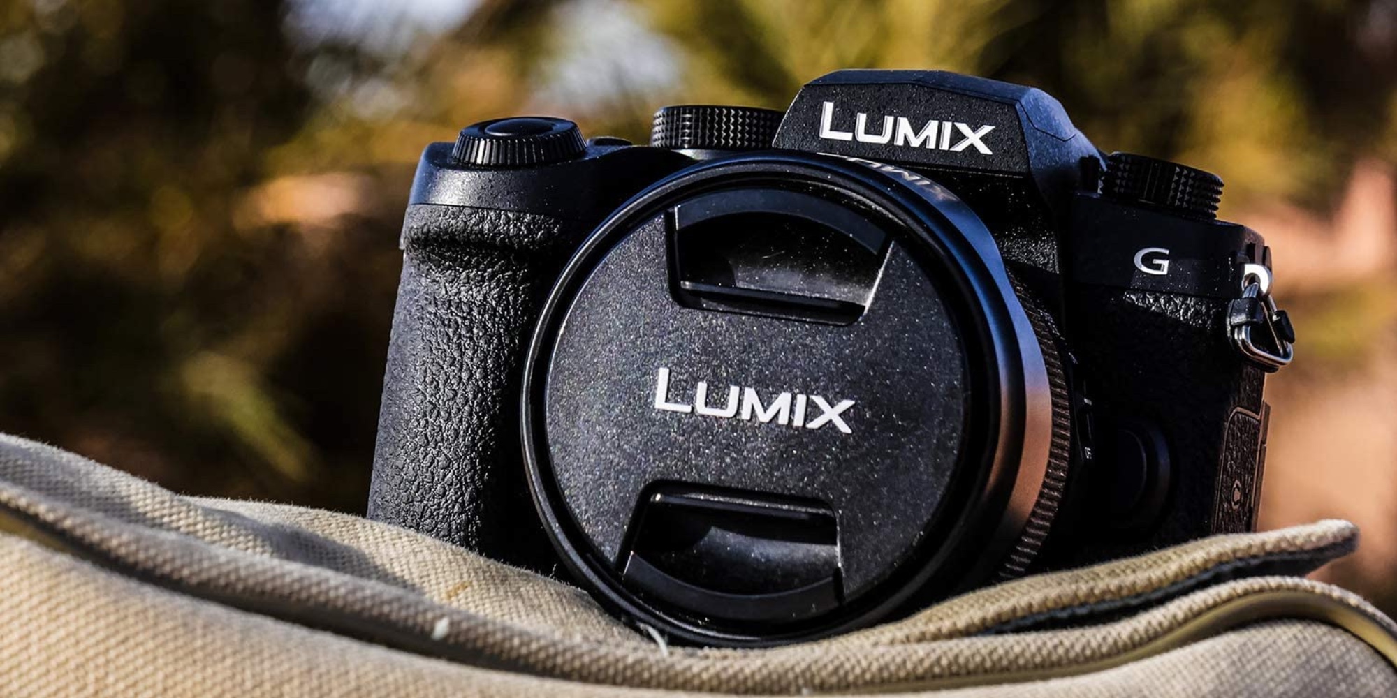 Panasonic's LUMIX G95 20MP Mirrorless Camera comes with a lens and