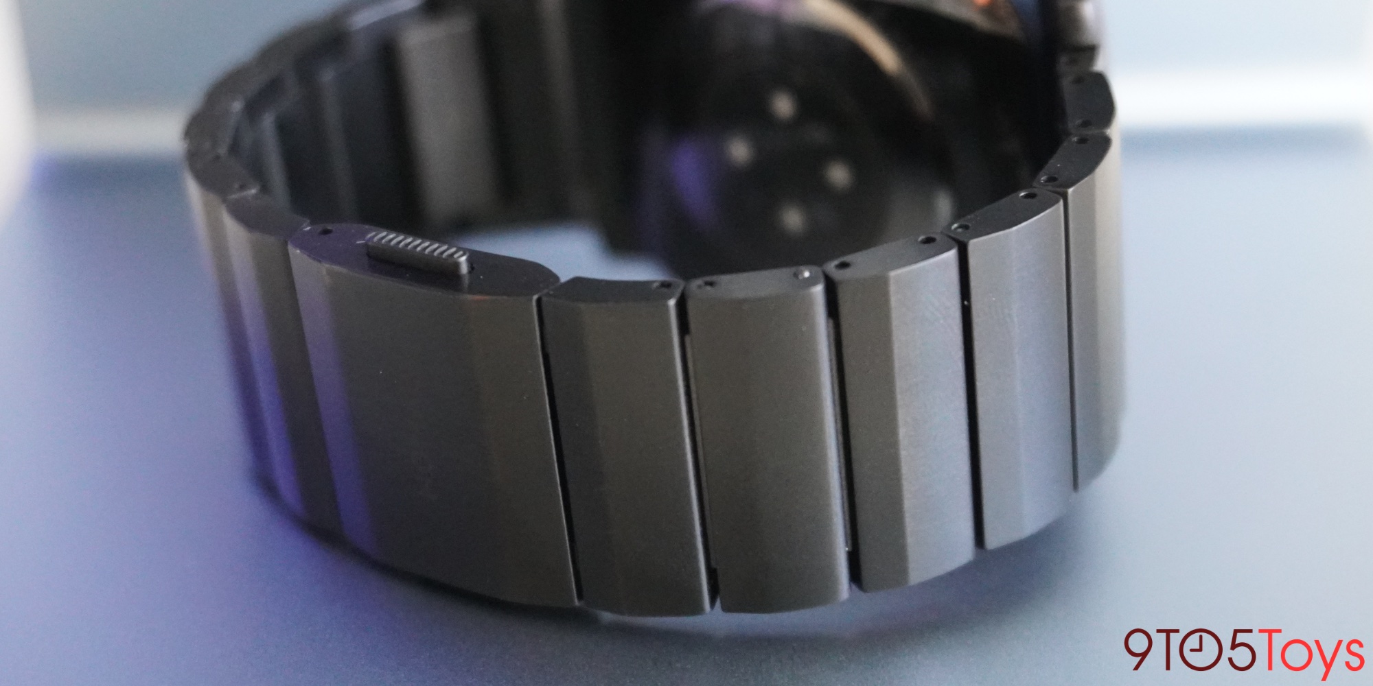 Nomad Titanium Apple Watch Band review: Premium yet pricy - 9to5Toys