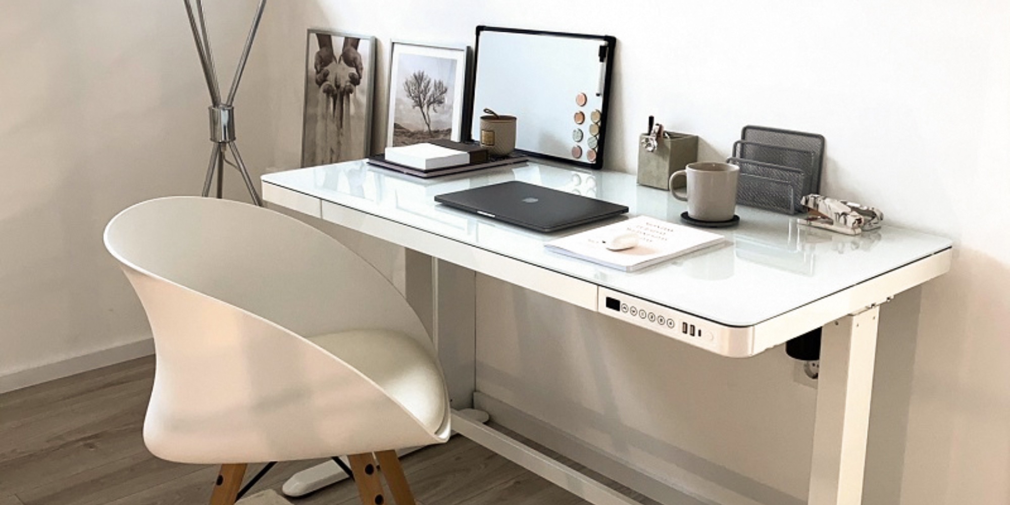 Flexispot's Comhar motorized standing desk elevates your WFM setup at