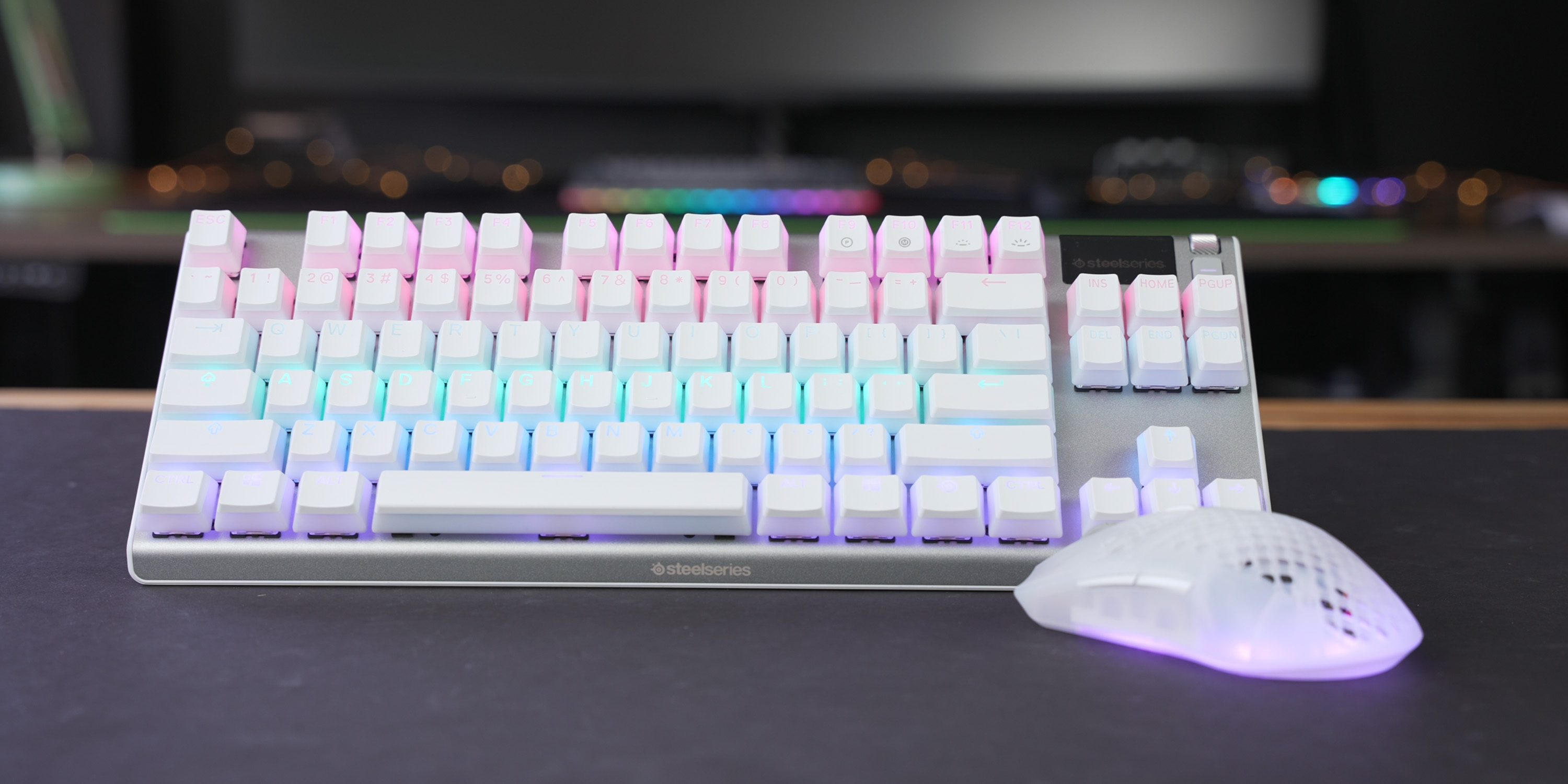 Hands-on: SteelSeries limited Ghost Apex 7 TKL and Aerox 3 Wireless