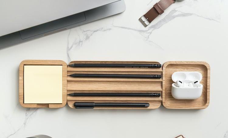 Oakywood’s new wood desktop accessories oak