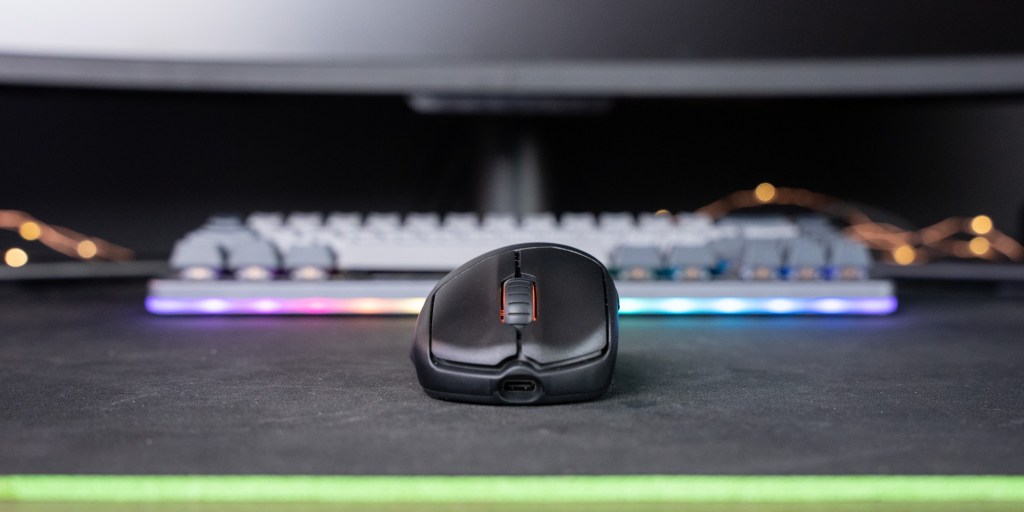 Optical magnetic switches give a satisfying clicky response on the SteelSeries Prime Mini Wireless
