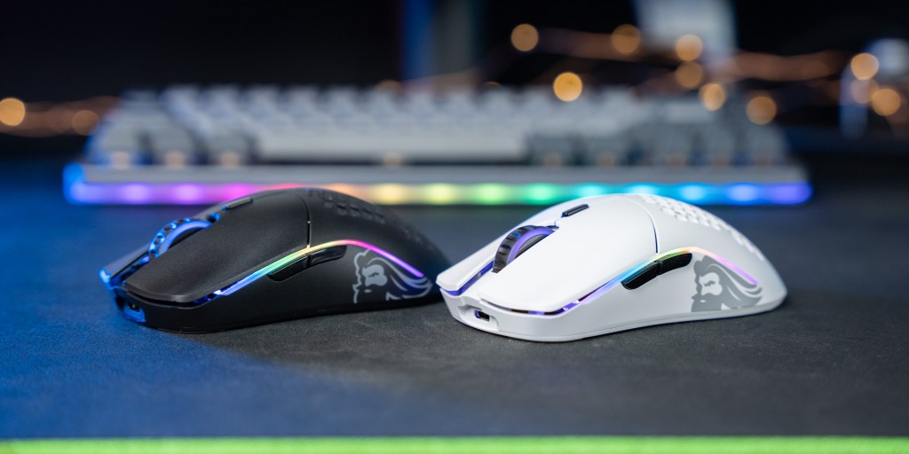 Just like the other mice, the Model O- Wireless comes in black and whilte colorways. 