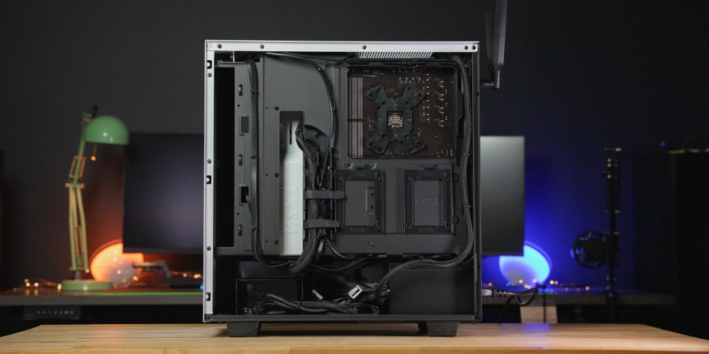 The cable management on the pre-built NZXT Foundation PC is clean and tidy. 