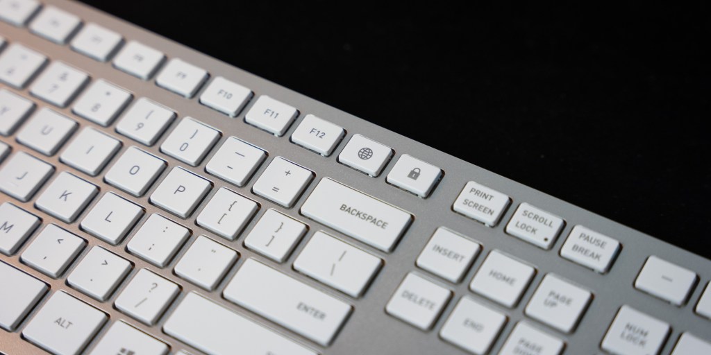 Extra function buttons make the keyboard great in a productivity setting.