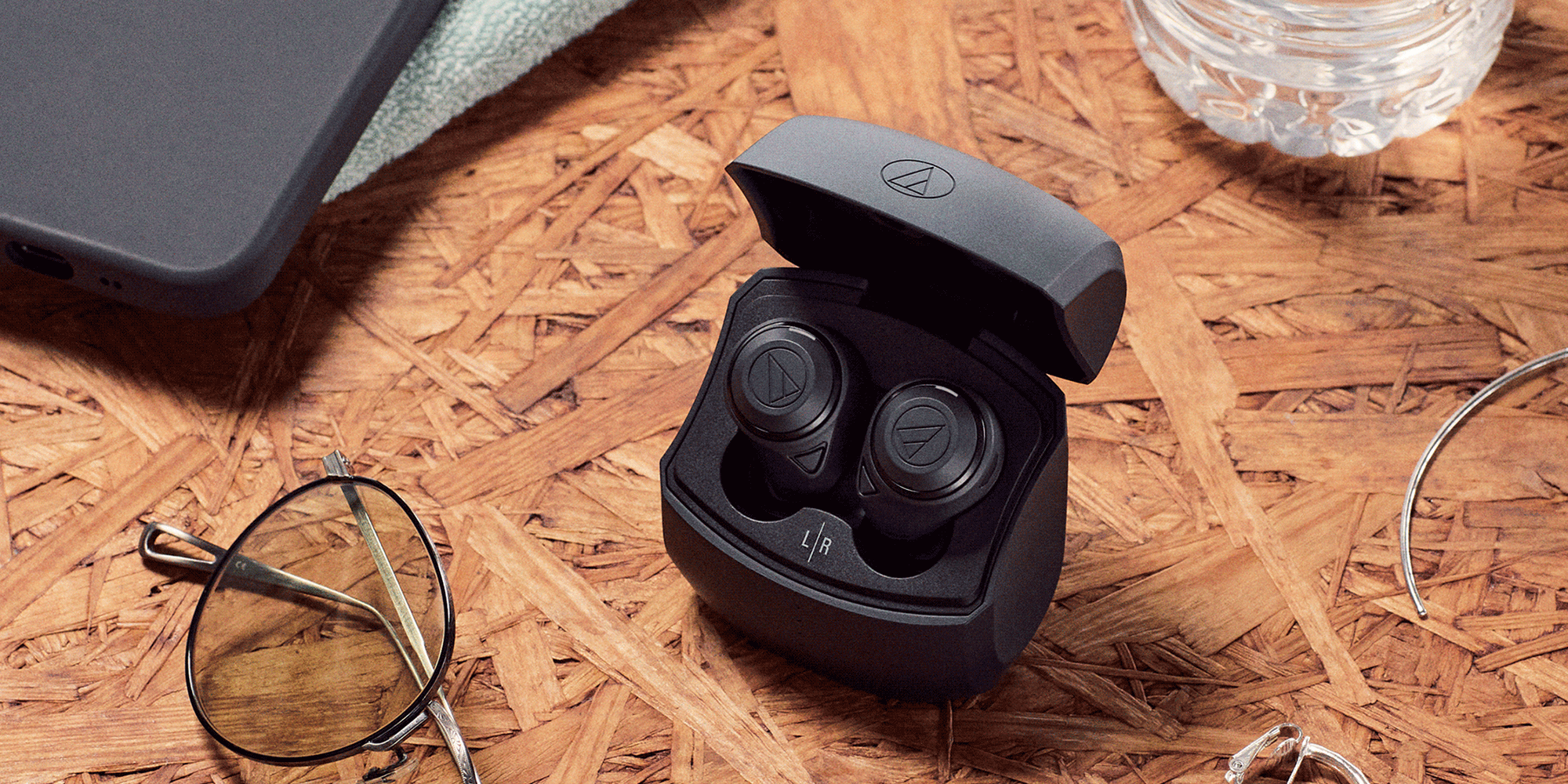 spatial audio earbuds