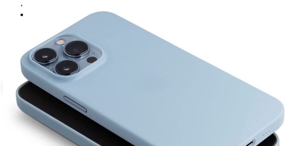 Sierra Blue iPhone 13 case