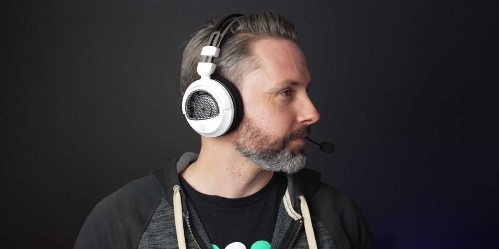 The GDL3 is a very comfortable headset thanks to its lightweight design and deeper ear cups. 