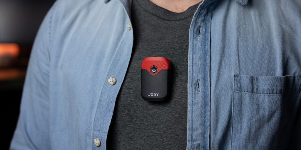 the Joby Wavo AIR can be attached with a magnetic necklace.