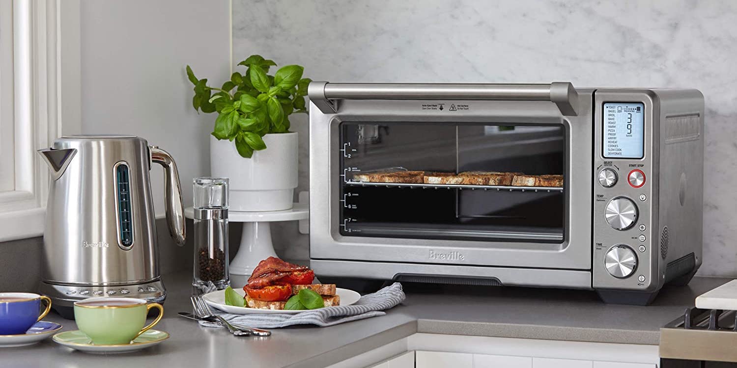https://9to5toys.com/wp-content/uploads/sites/5/2022/03/Breville-BOV845BSS-Smart-Oven-Pro-Countertop-Convection-Oven.jpg