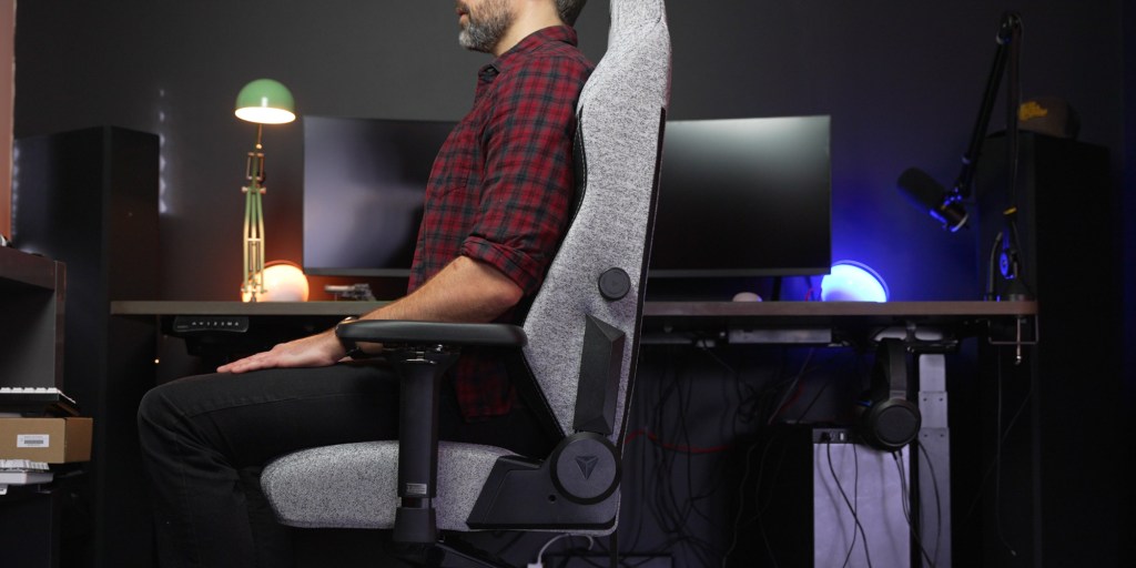 Review: I Tried Secretlab's TITAN Evo 2022 Gaming Chair