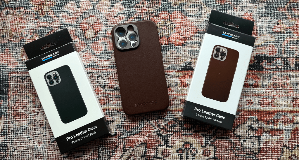 iPhone 15 Pro Max Leather Case  Brown (works with MagSafe) - SANDMARC