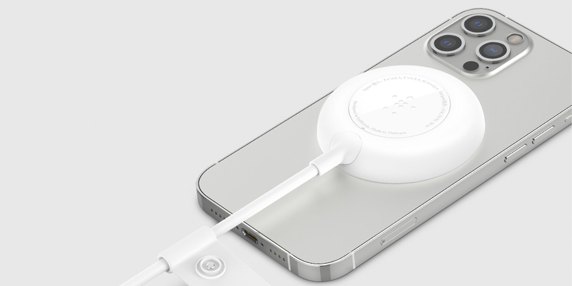 This Belkin 3-In-1 Magsafe Charger for iPhone is 32% Off Right Now