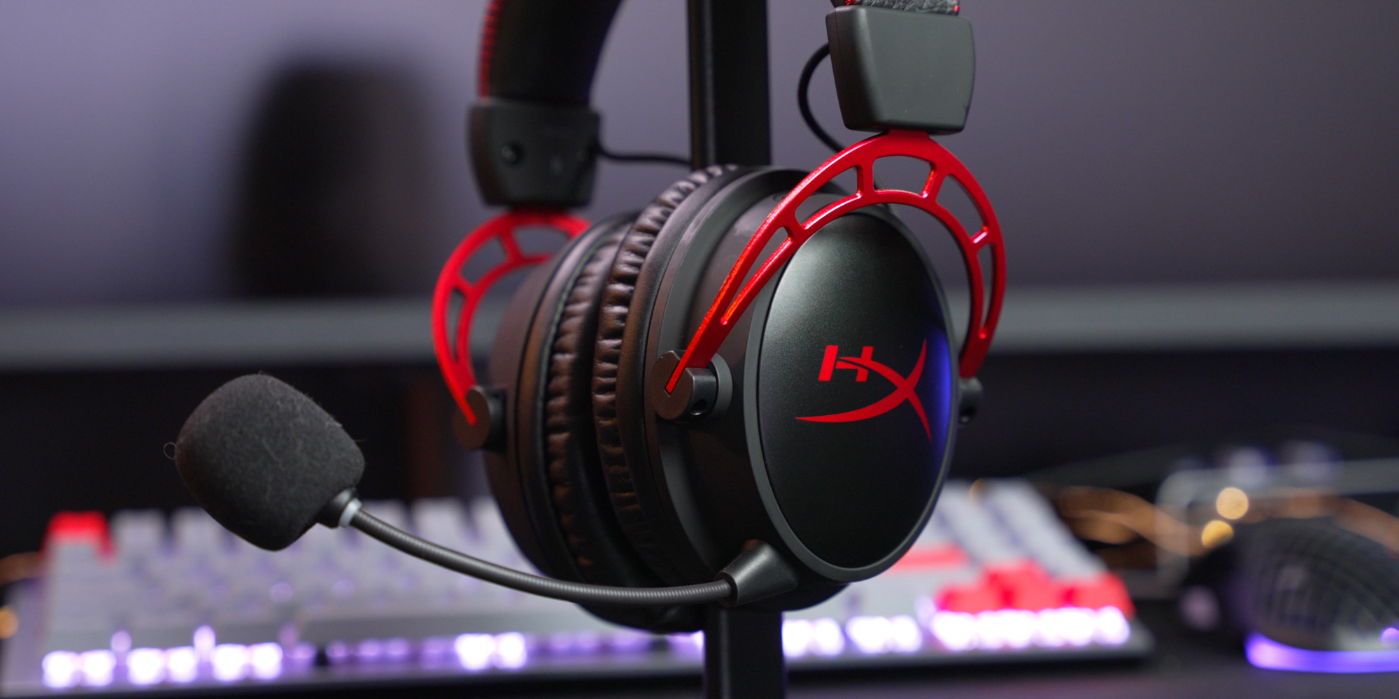 HyperX Cloud Alpha Wireless keeps it simple for a great gaming headset