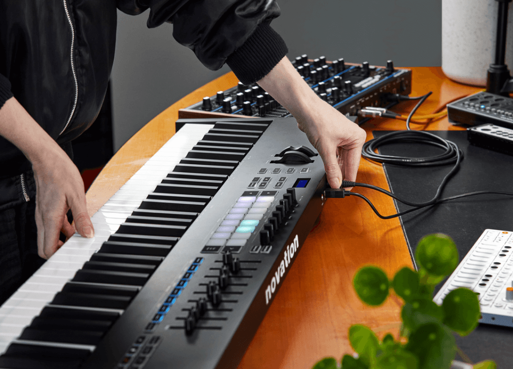 Launchkey 88-new keyboard controller from Novation