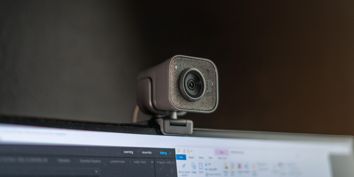 Logitech's new C922 webcam is designed for the livestream gaming