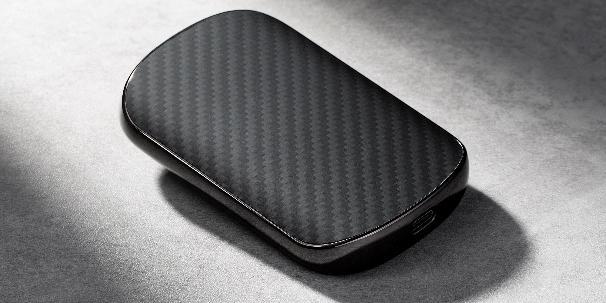 PITAKA MagEZ Slider charger delivers an iPhone 13-friendly 4-in-1