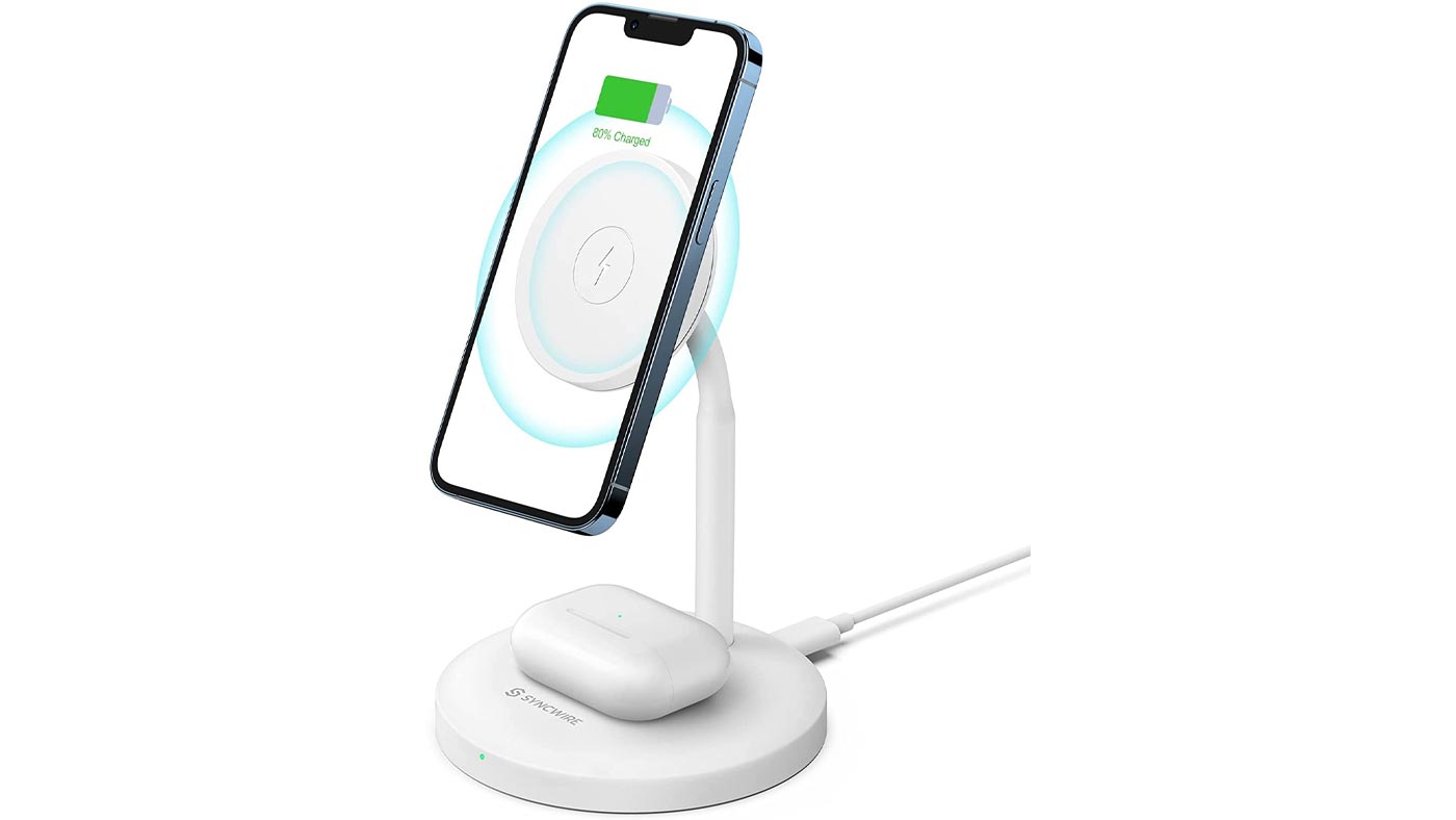 Syncwire Magnetic Wireless Charger - USB-C with wall charger