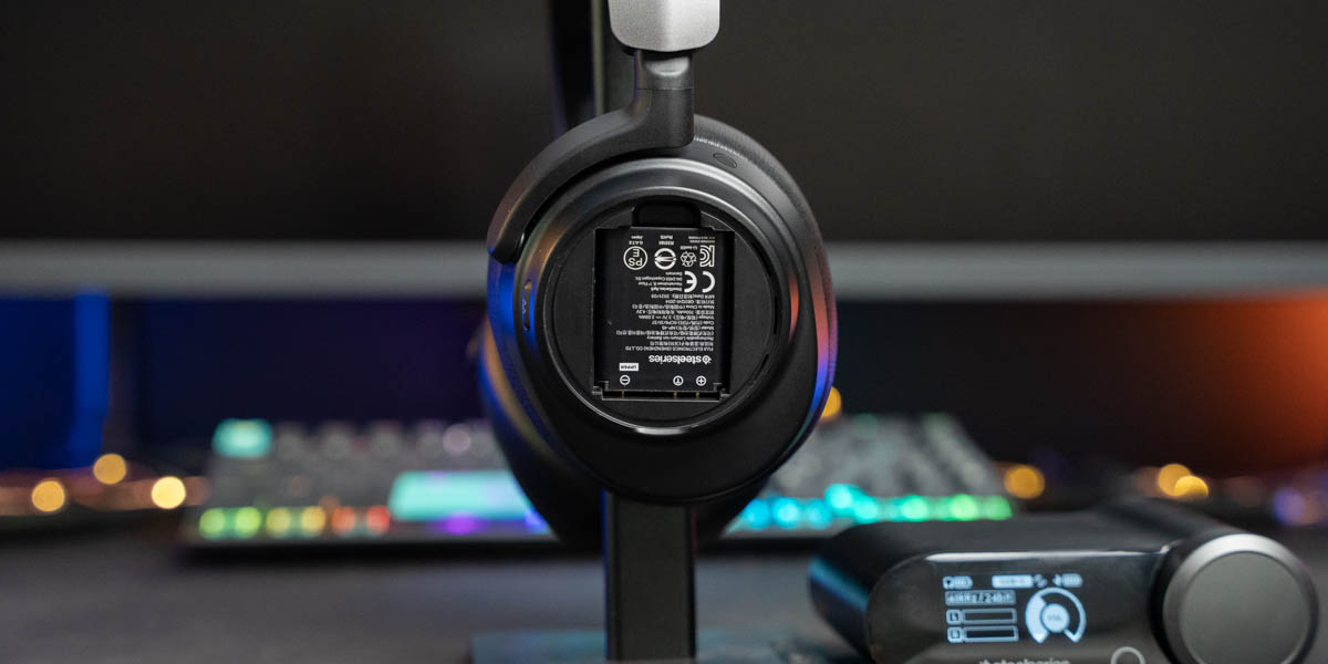 Nova Pro Wireless Review: SteelSeries' new flagship gaming headset