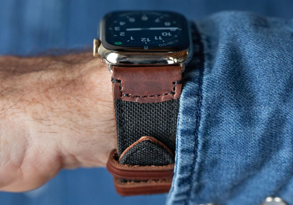 Apple Watch Field Strap new