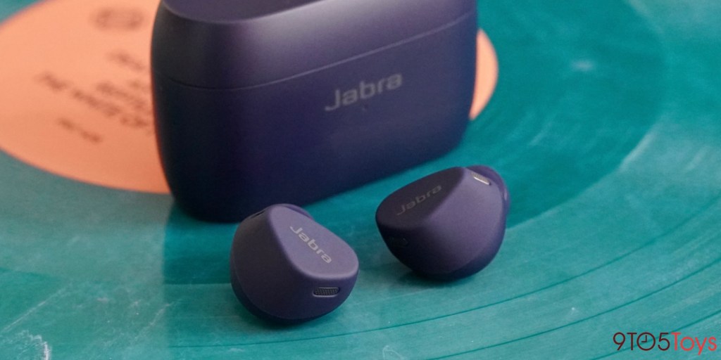Jabra Elite 4 Active review: Budget buds with some jarring noises - The  Economic Times