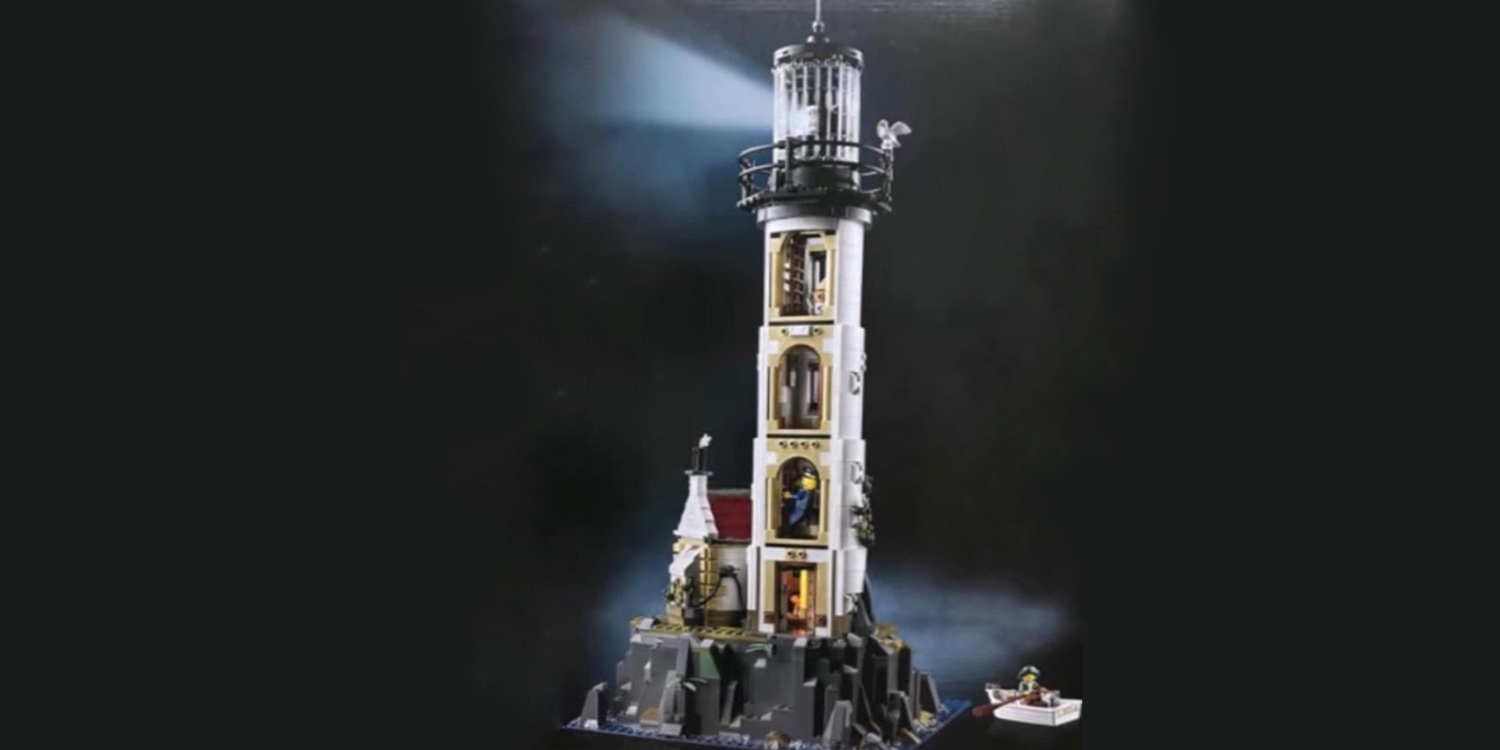 LEGO Motorized Lighthouse Review - It works! 