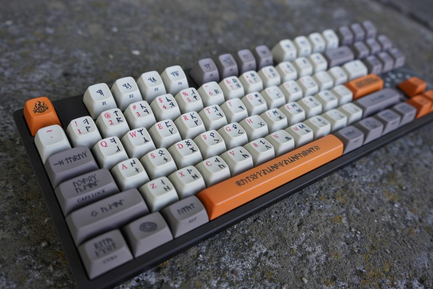 Drop  LOTR Dwarvish mechanical Keyboard