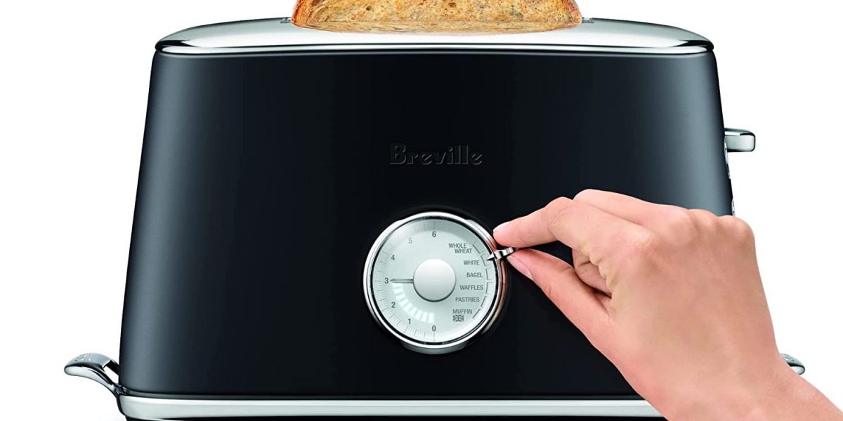 Breville Toast Select Luxe in the Black Truffle