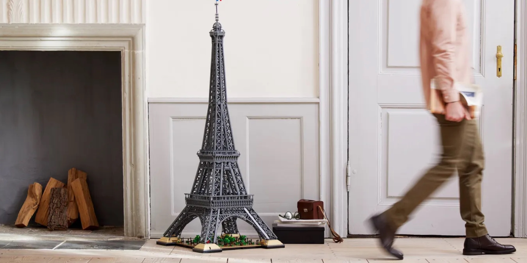 LEGO Eiffel Tower Has Been Officially Revealed   LEGO Eiffel Tower Height 