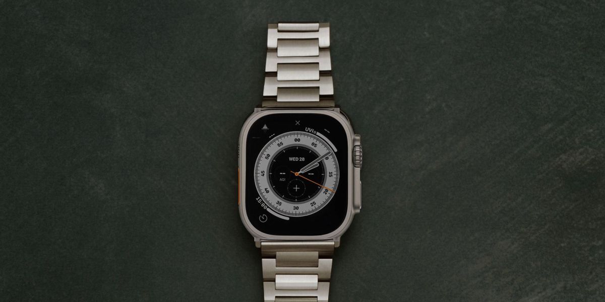 SANDMARC stainless steel Apple Watch band