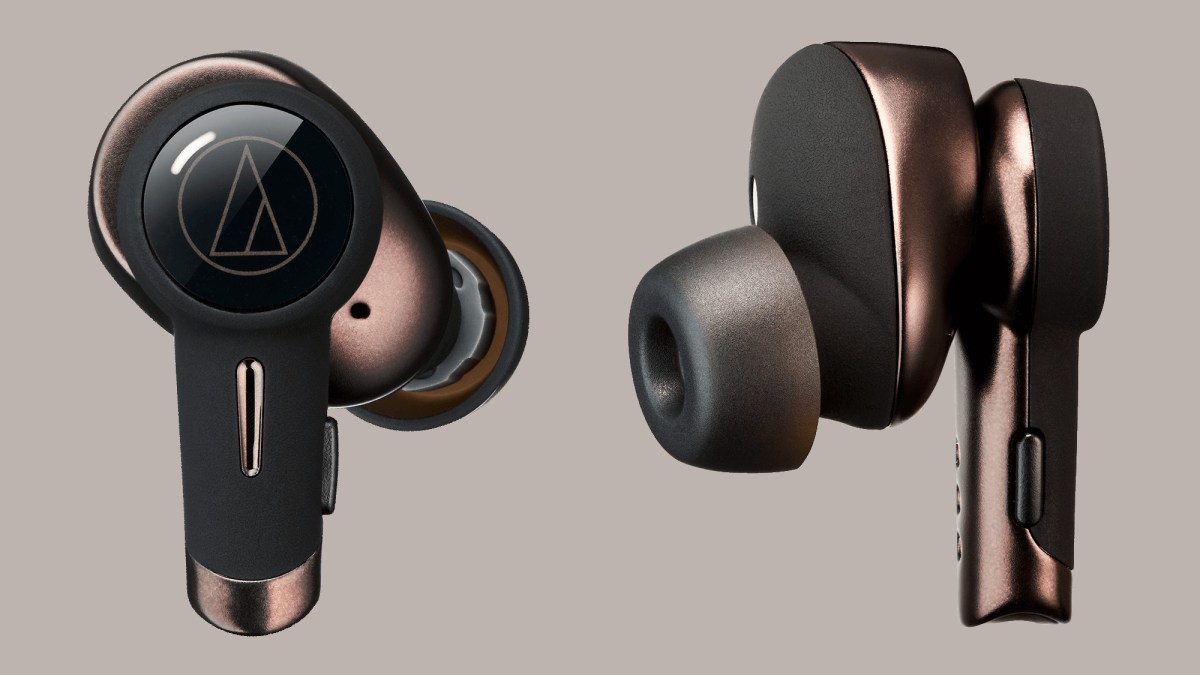 Audio-Technica ATH-TWX9 Wireless Earbuds-review close