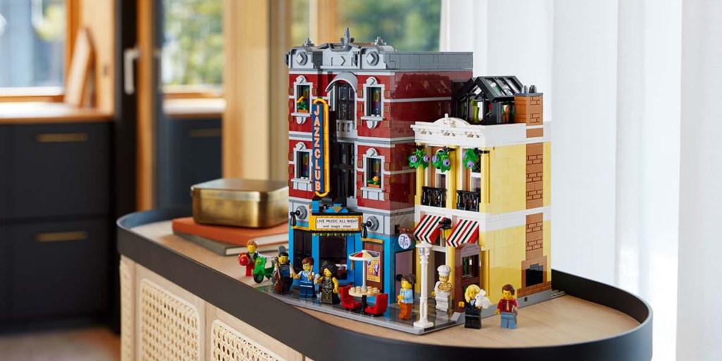 LEGO Jazz Club modular building