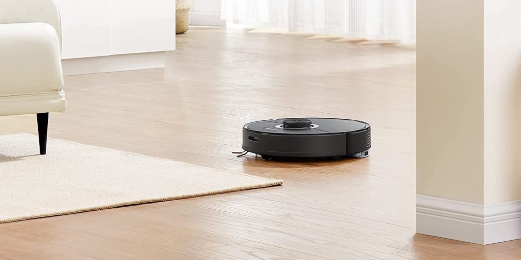 Make the Switch to a Robot Vacuum With $174 Off the Roborock Q7