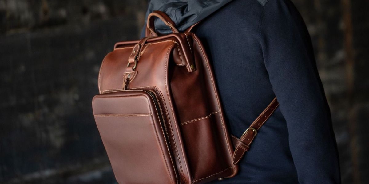 Gladstone leather MacBook backpack
