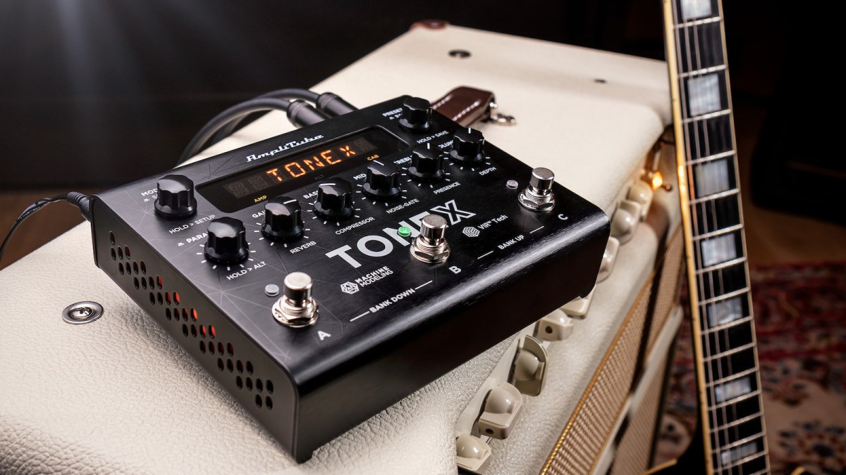 TONEX Pedal smart guitar pedal