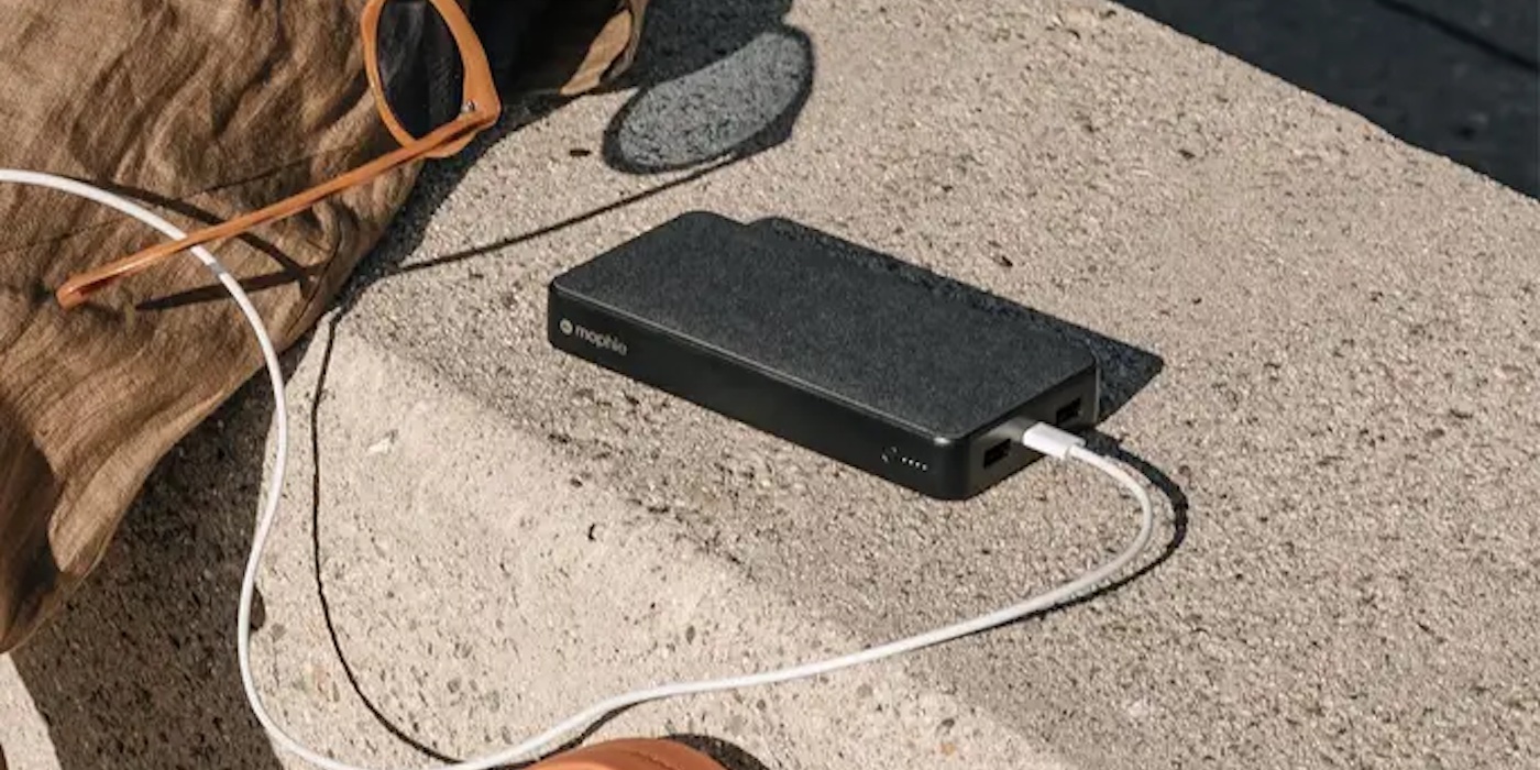 Mophie s 20 000mAh Fabric Powerstation Charges Your Kit All Day At 40 