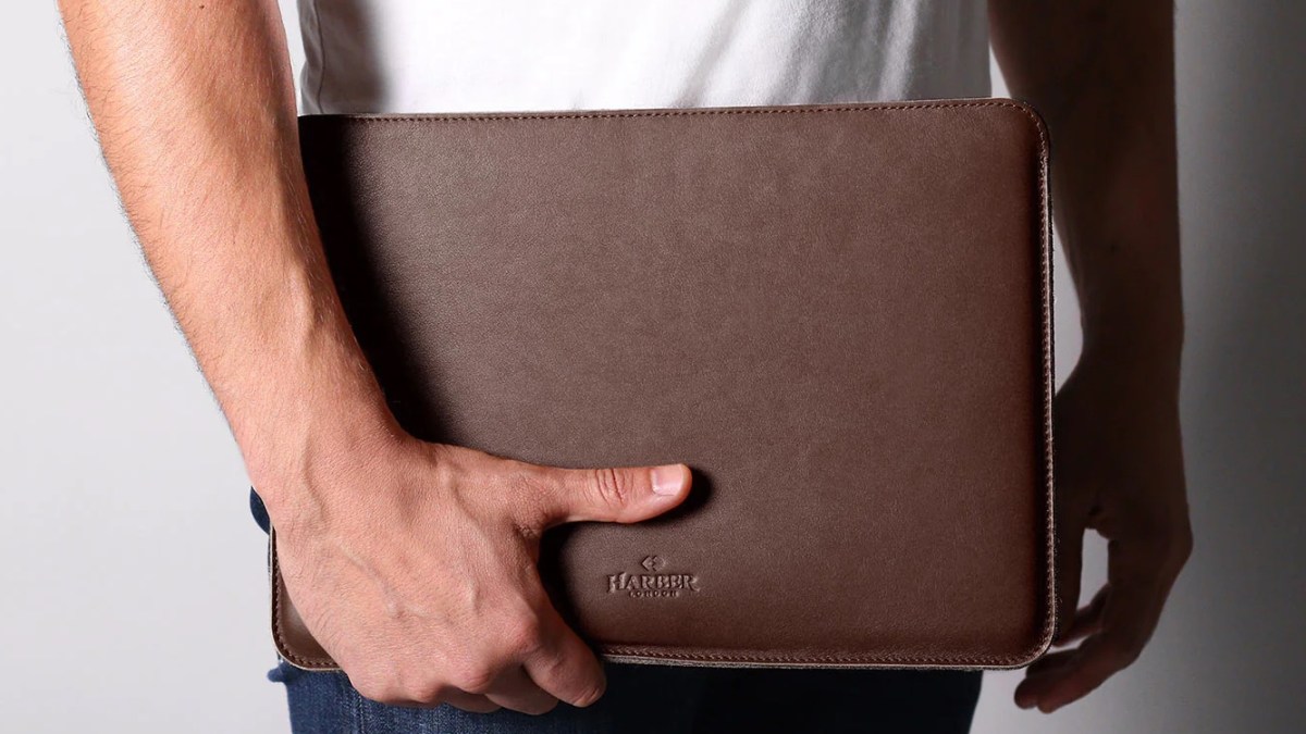 Best MacBook Air 15-inch sleeves