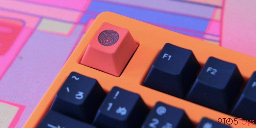 a close up of a keyboard