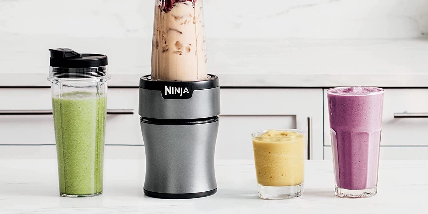 Ninja 's 900W personal-sized Nutri-Blender Plus with 3 to-go cups