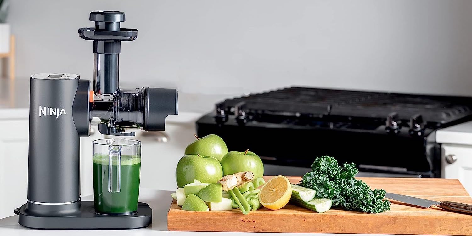 Fresh summer cocktails await with Ninja's 2023 NeverClog juicer at the