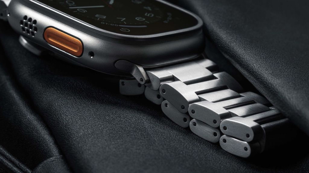 New Titanium Apple Watch Band from SANDMARC goes high-end